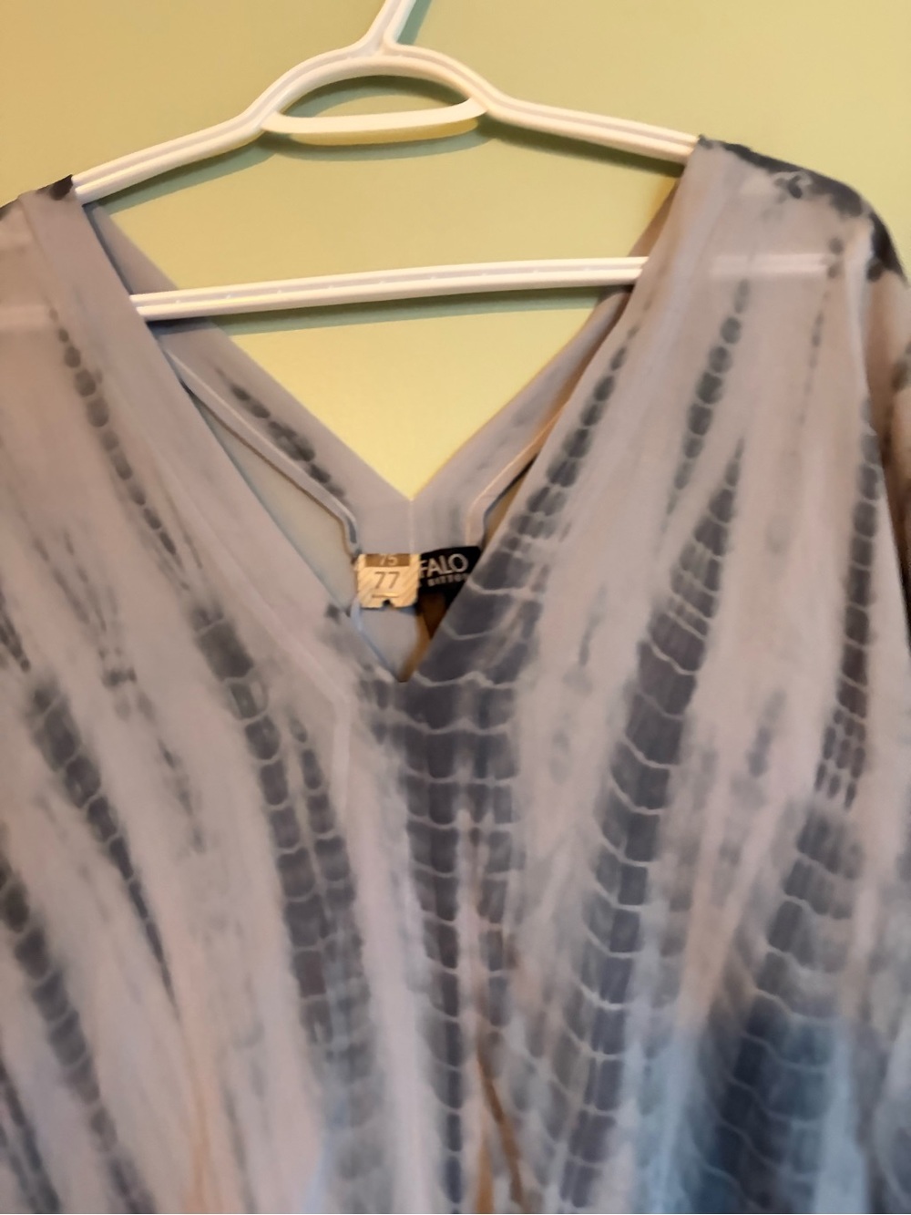 Buffalo David Bitton Silk 100% Blouse V Neck Tie Dye Whimsigoth Sheer S Top Boho - Picture 3 of 10